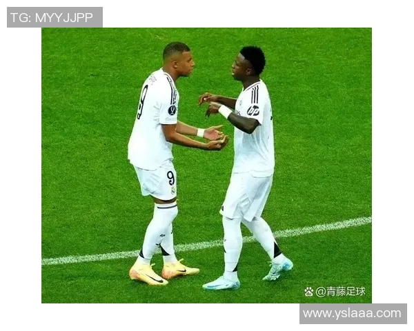 皇马客场大胜马洛卡,赛季连胜纪录延续 皇马客场大胜马洛卡,赛季连胜纪录延续