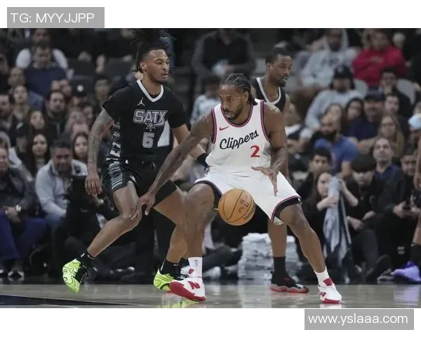 快船客场击败马刺,结束连败 快船客场击败马刺,结束连败