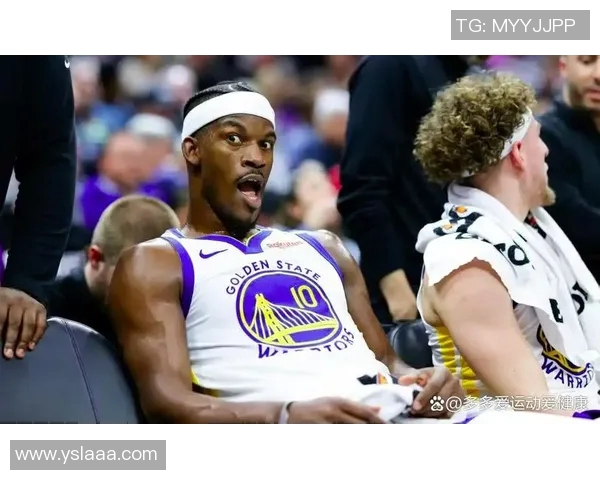 勇士主场战胜独行侠，库里爆砍30分引爆全场