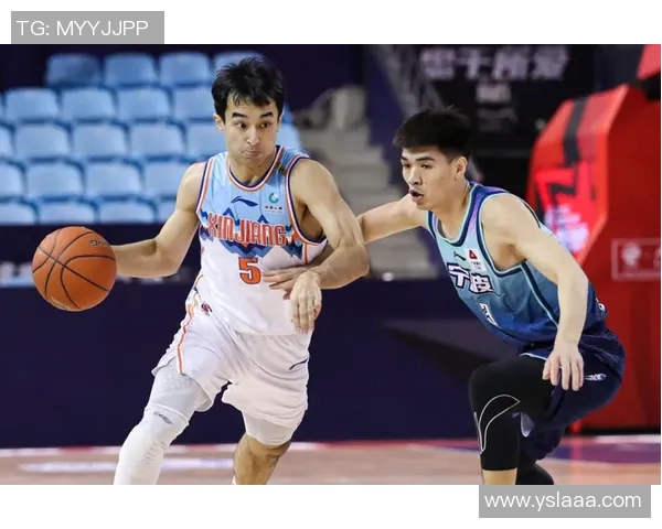 新疆队26号球员鲁吐布拉表现出色，被誉为新一代新疆篮球之星