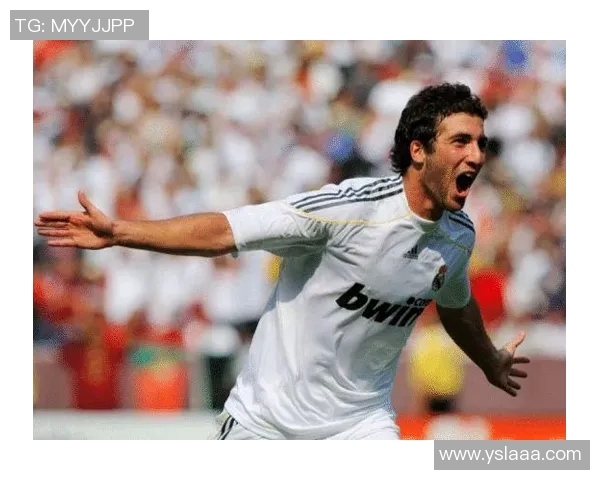 伊瓜因荣膺西甲最佳球员，阿根廷未来之星冉冉升起