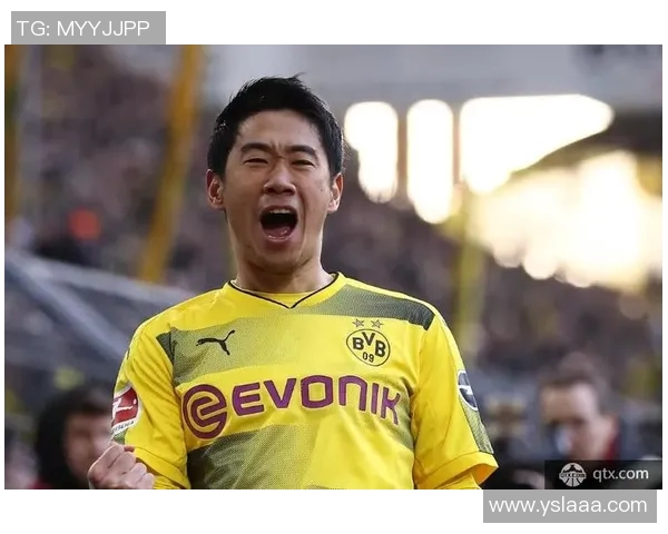 枭龙帕帅赢球后走不动！香川真司轰3球送锋霸45岁生日礼物