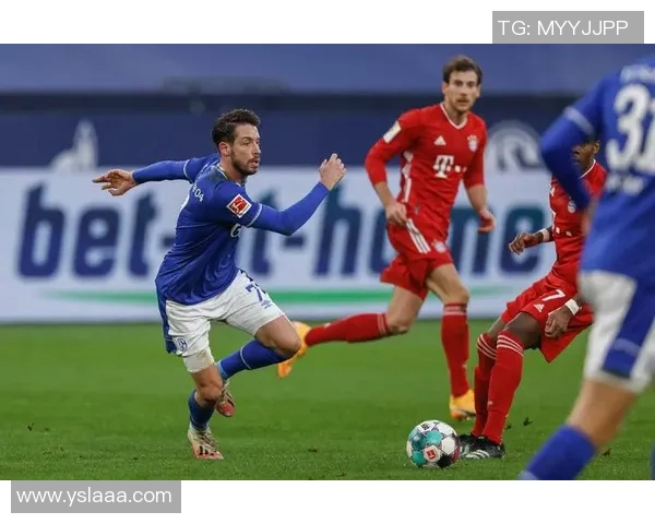 沙尔克04惨败拜仁，遭遇联赛惨败！